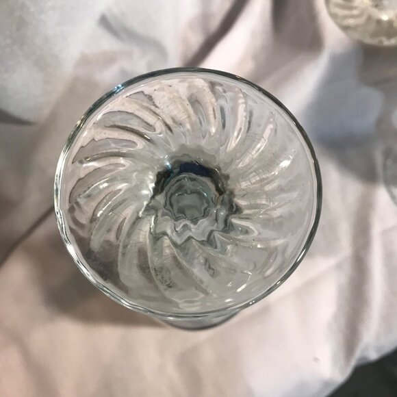 Vintage 1988 Calgary Canada Winter Olympics Champagne Flutes Glasses Set Of 8 - Picture 7 of 7